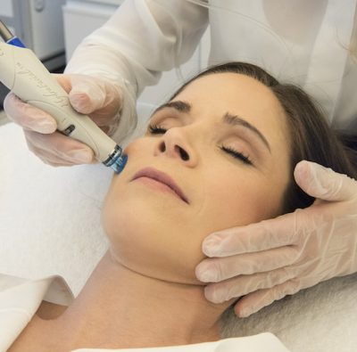 HydraFacial – Das Anti-Aging Wunder der Filmstars